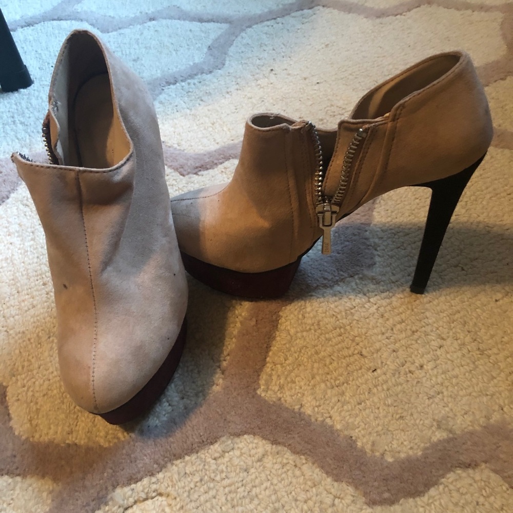Nude bootie heel with purple platform+ black heel